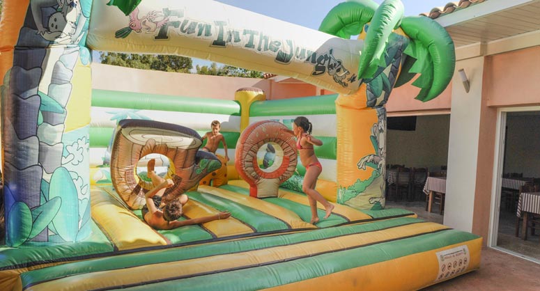 ballabules per il più giovane Camping Corsica
