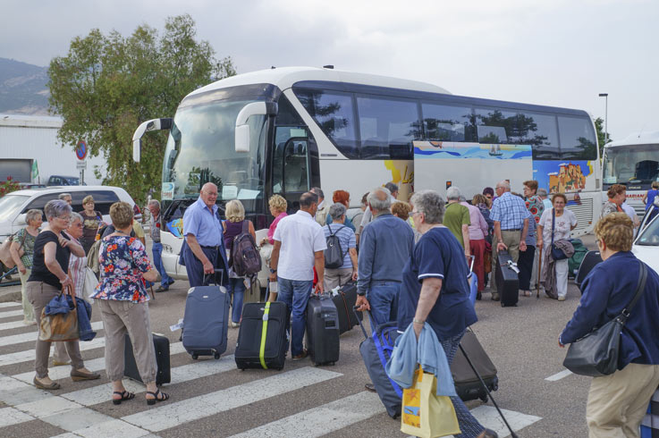 raggruppare questo autobus da campeggio Corse